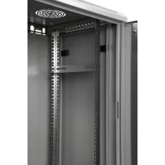 Шкаф телекоммуникационный настенный 15U, 600х450х770 (ШхГхВ)