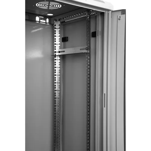 Шкаф телекоммуникационный настенный 18U, 600х450х901 (ШхГхВ)