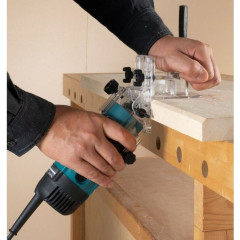 Фрезер Makita 3712 530Вт 32000об/мин макс.ход:42мм