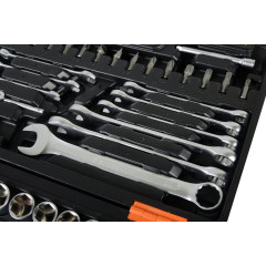 Набор инструментов Вихрь Авто 82 предмета (жесткий кейс)