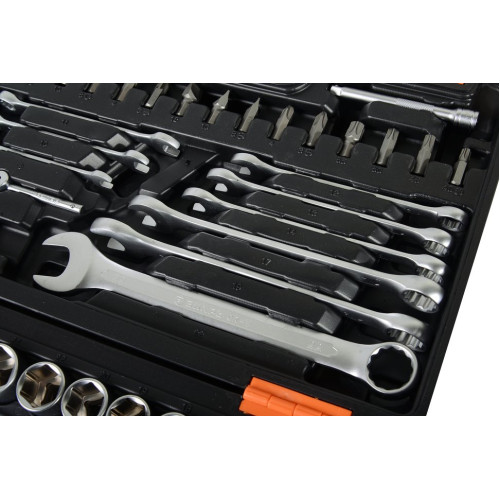 Набор инструментов Вихрь Авто 82 предмета (жесткий кейс)