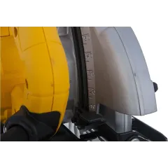 Циркулярная пила (дисковая) DeWalt DWE560K 1350Вт (ручная) D диска.:184мм (DWE560K-QS)
