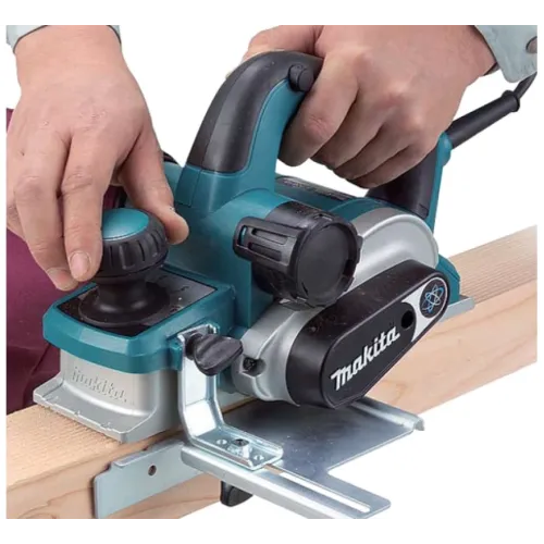 Рубанок Makita KP0810 850Вт 82мм 16000об/мин