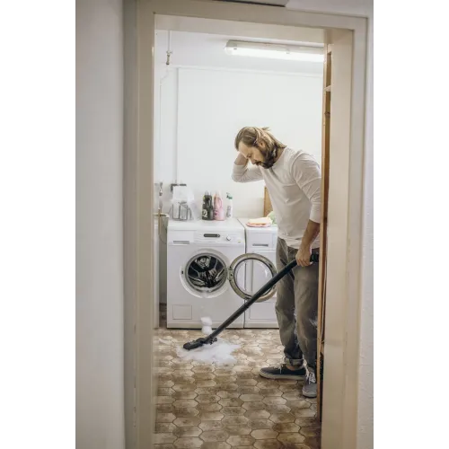 Строительный пылесос Karcher WD 5 S V-25/5/22 1100Вт (уборка: сухая/сбор воды) желтый