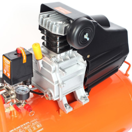 Компрессор поршневой Patriot EURO 50-260K масляный 260л/мин 50л 1800Вт оранжевый