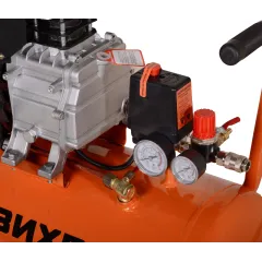 Компрессор поршневой Вихрь КМП-300/50 масляный 300л/мин 50л 2000Вт оранжевый/черный