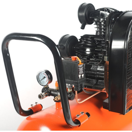 Компрессор поршневой Patriot PTR 100-670 масляный 670л/мин 100л 3000Вт оранжевый