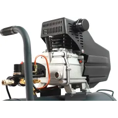 Компрессор поршневой Patriot Professional 50-340 масляный 340л/мин 50л 2000Вт черный