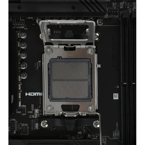 Материнская плата MSI MAG B650 TOMAHAWK WIFI Socket AM5 AMD B650 4xDDR5 ATX AC`97 8ch(7.1) 2.5Gg RAID+HDMI+DP