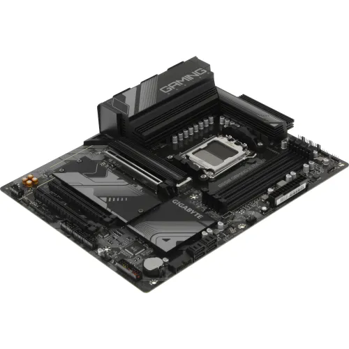 Материнская плата Gigabyte B650 GAMING X AX V2 Socket AM5 AMD B650 ATX AC`97 8ch(7.1) 2.5Gg RAID+HDMI+DP