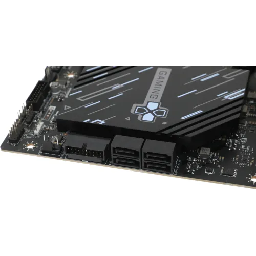 Материнская плата MSI X870E GAMING PLUS WIFI Socket AM5 AMD X870E ATX AC`97 8ch(7.1) 5Gigabit RAID+HDMI