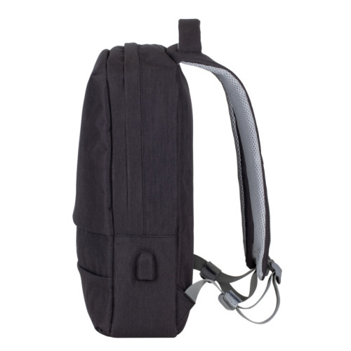 Рюкзак для ноутбука 15.6" Riva 7562 черный полиэстер (7562 BLACK)