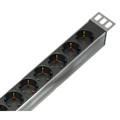 Блок распределения питания Rem R-16-10S-10C13-V-1420 верт.размещ. 10xSchuko 10xC13 базовые 16A без вилки