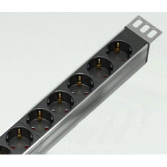 Блок распределения питания Rem R-16-15S-10C13-V-1820 верт.размещ. 15xSchuko 10xC13 базовые 16A C20