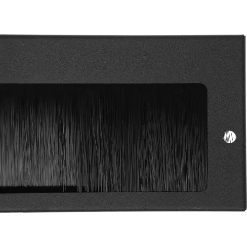 Щеточный ввод ITK BE05-390-115M дл.10мм шир.390мм выс.115мм черный (упак.:1шт)