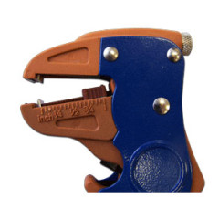 Инструмент Lanmaster TWT-STR-0.2-6.0 для снятия изоляции синий/желтый