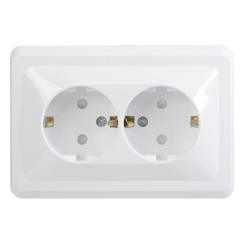 Розетка силов. IEK Вега ERV24-K01-16-DM 2розет. двойн. скрыт. зазем. штор. крыш. IP20 белый (упак.:1шт)