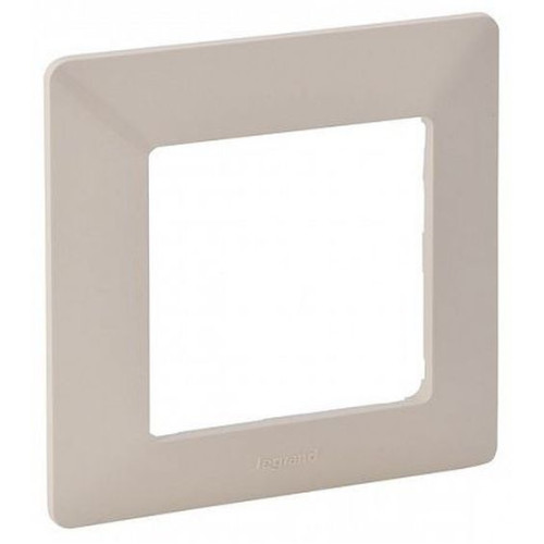 Рамка Legrand Valena Life 754047 накладная 1x поликарбонат слоновая кость