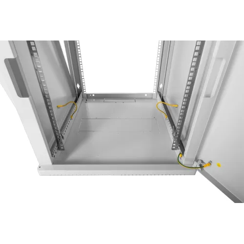 Шкаф коммутационный ЦМО (ШРН-12.500) настенный 12U 600x529мм пер.дв.стекл 200кг серый 470мм 18кг 180град. 612мм металл